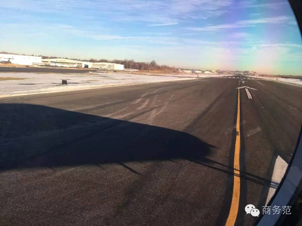 刘强东给奶茶妹买的4亿私人飞机，坐上去是什么体验？