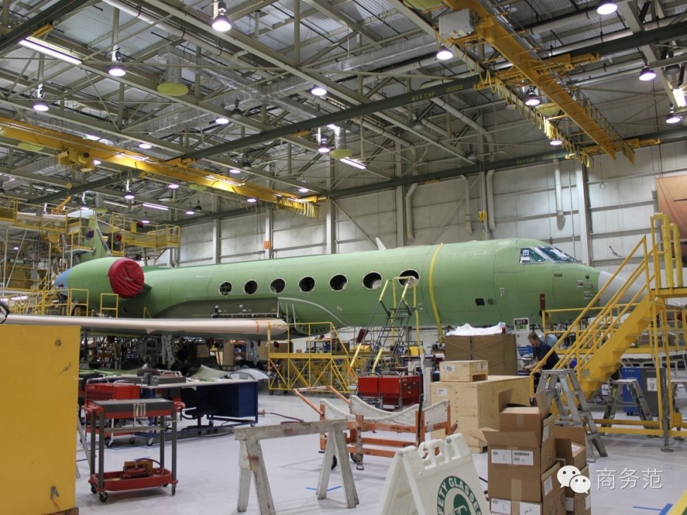 刘强东给奶茶妹买的4亿私人飞机，坐上去是什么体验？