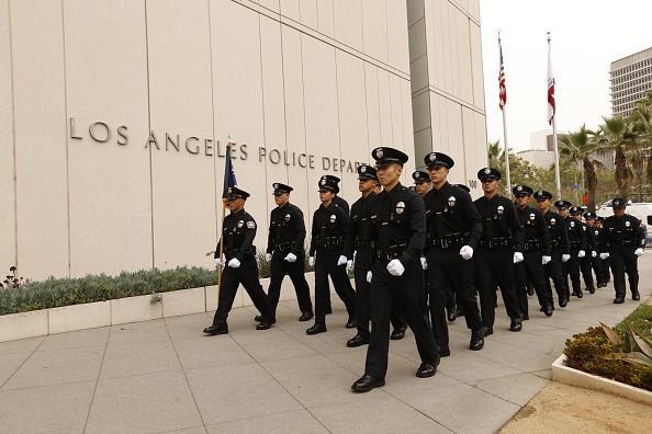 知法犯法:洛杉矶警察私运墨西哥无证移民入境