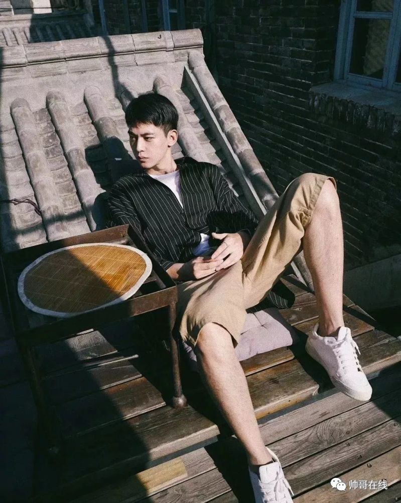 c.m.大长腿小哥哥,偷亲郑元畅,胸咚盛一伦