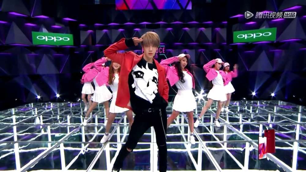 《创造101》导师王一博成亮点,妖娆起来sunne