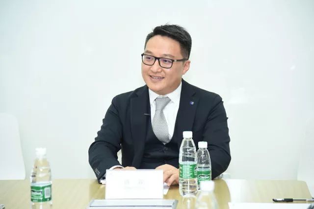 所以陈政说,有压力,挑 遇.