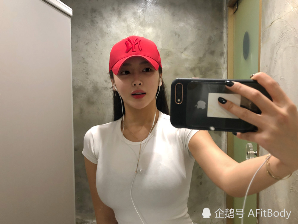 最美私教,面对健身教练的推销,她让人无法拒绝