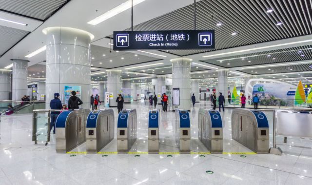 好消息~这里的地铁不买票不办卡,手机搞定!几