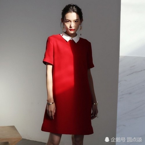 夏季穿搭不犯愁 polo裙搭配活力满满