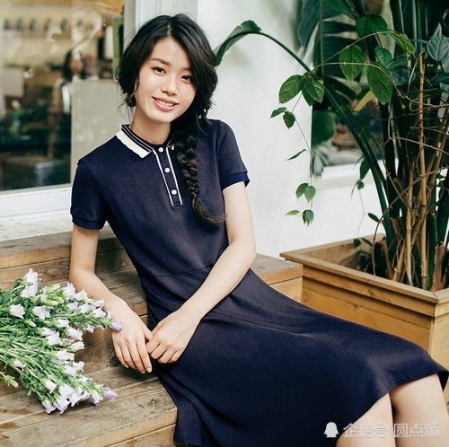 夏季穿搭不犯愁 polo裙搭配活力满满