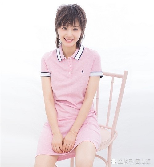 夏季穿搭不犯愁 polo裙搭配活力满满