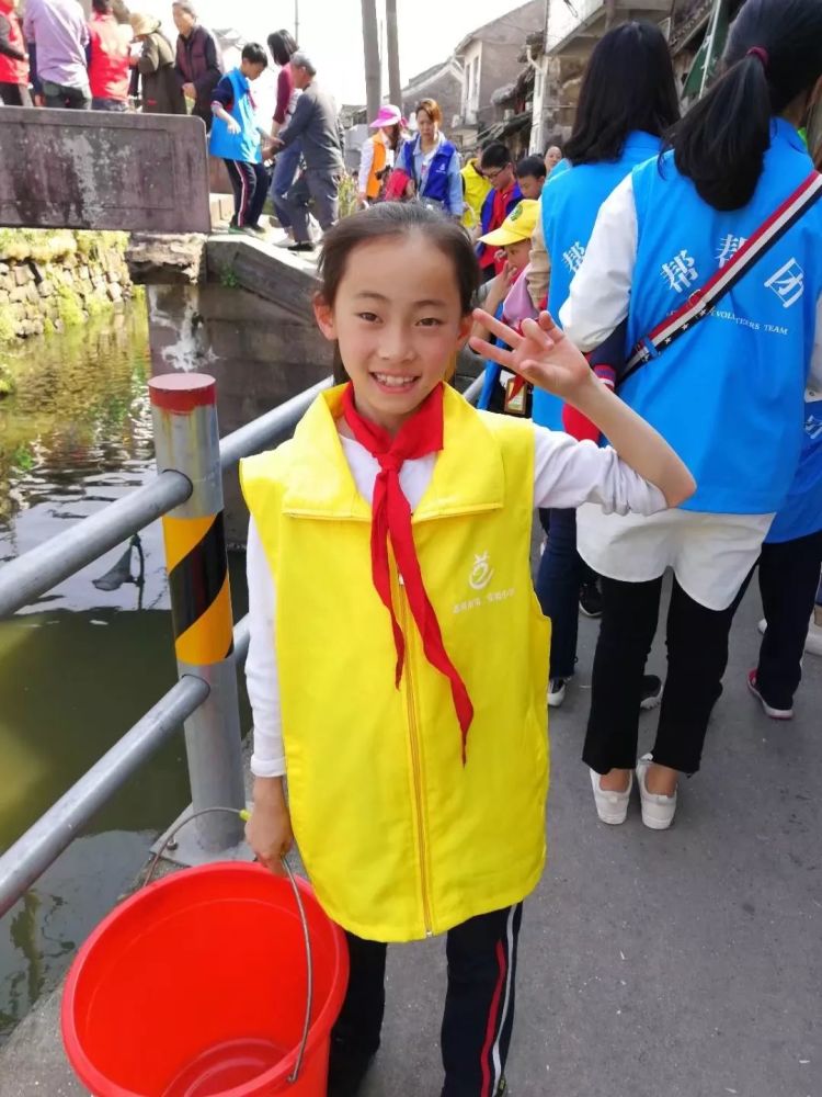 哇,抖音点赞417万,阅读量6769万,是咱慈溪人!