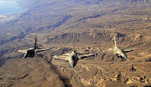 面对以军方频繁出手,伊朗表现愤怒但并未还击