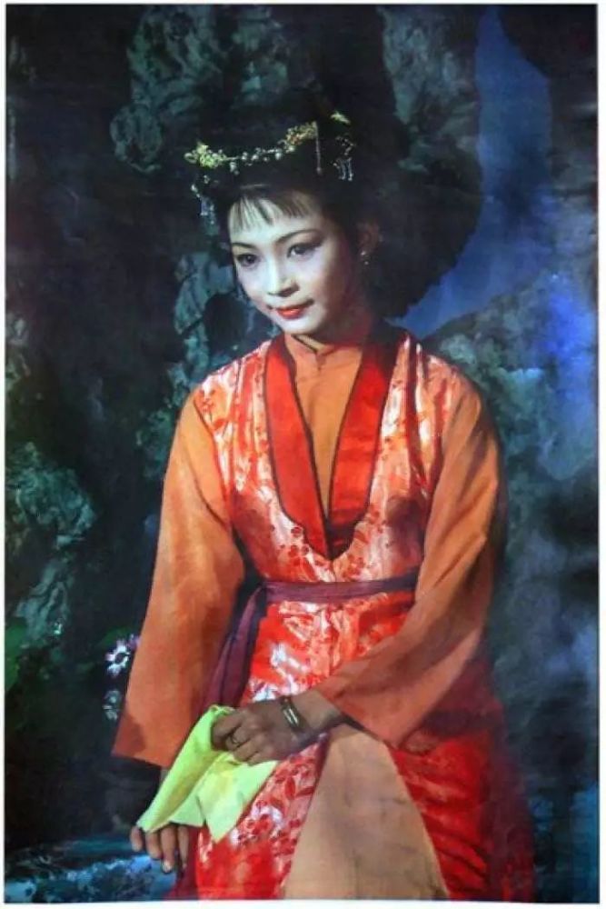 贾宝玉14岁时欠下的风流债:丫头金钏因他的调戏跳井自杀