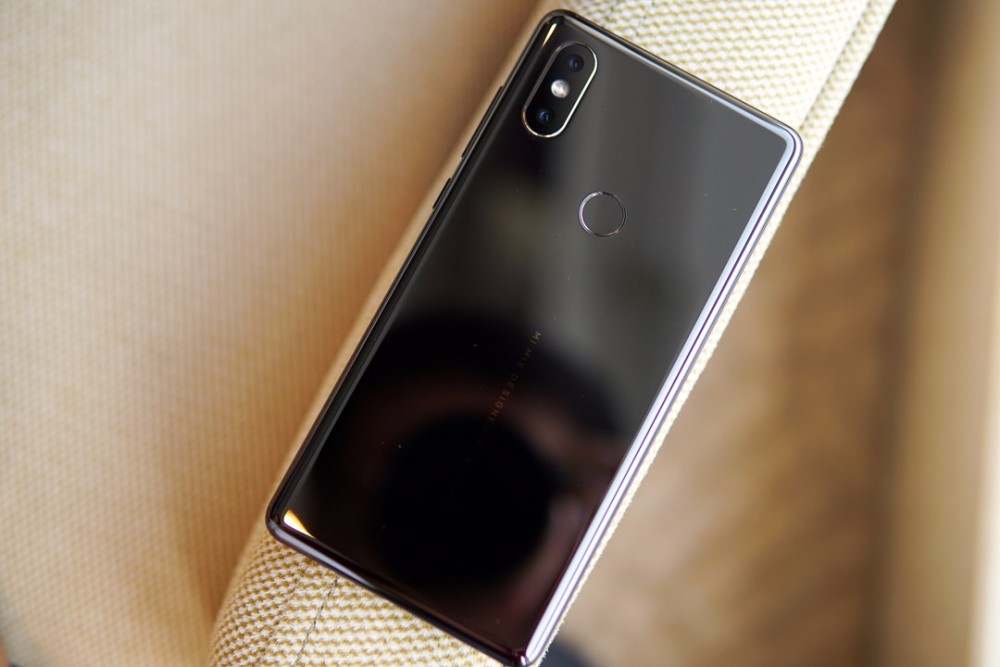 这是小米MIX2S的最大缺点 或许雷军也无能为