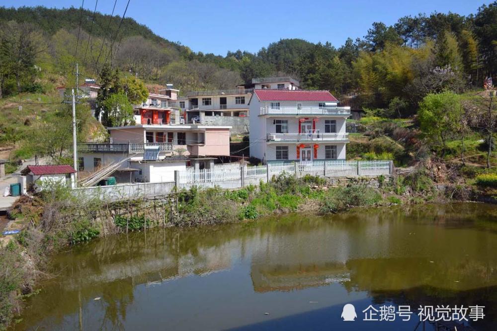 明塘暗山 农村幢幢屋前有池塘 过去却不养鱼