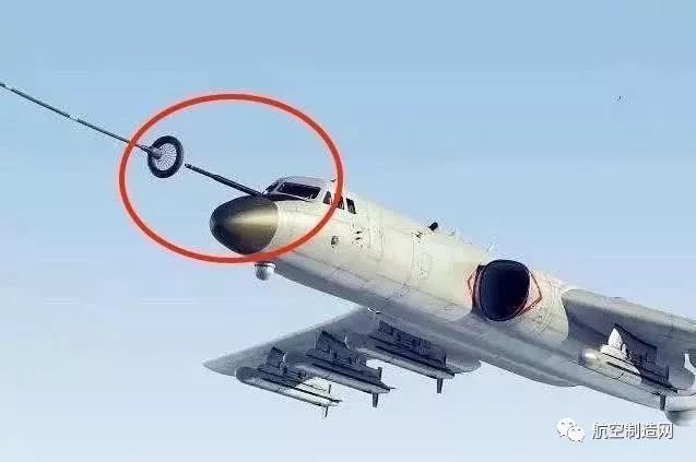 空警500和轰6N装上加油管,中国突破大飞机空