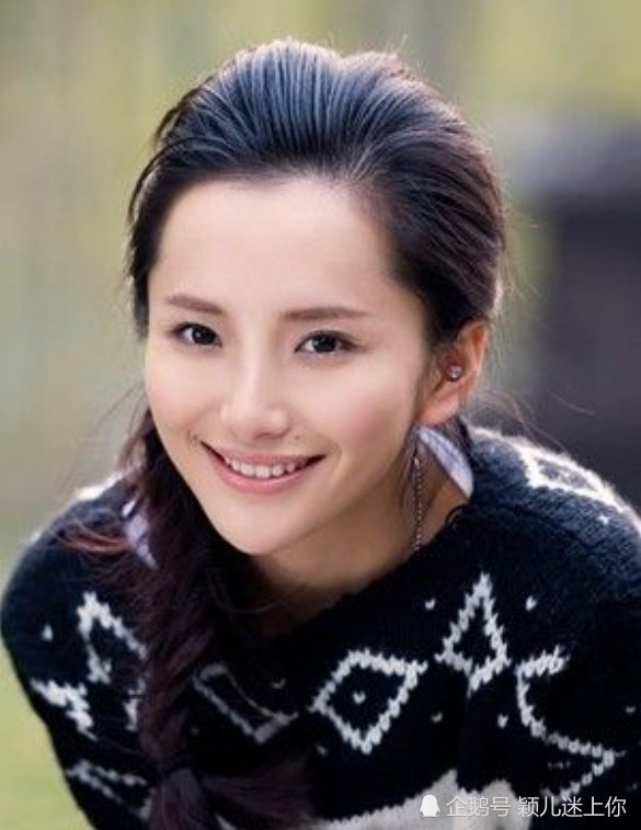 肖雨雨解约杨幂工作室,直言:不是我红不了,是她