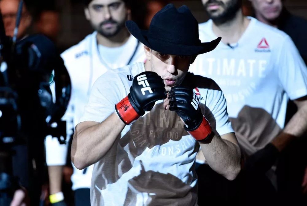 UFC官宣中国四将出战新加坡站 李景亮领衔