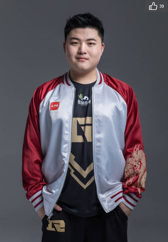 Uzi回答粉丝提问：VN是证明自己的英雄，会想一直在比赛中用！