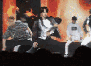 这个97年的小哥哥终于要红了,我要pick他!