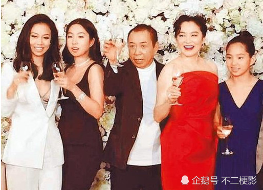 林青霞老公近照首曝光!原来林青霞每天面对这