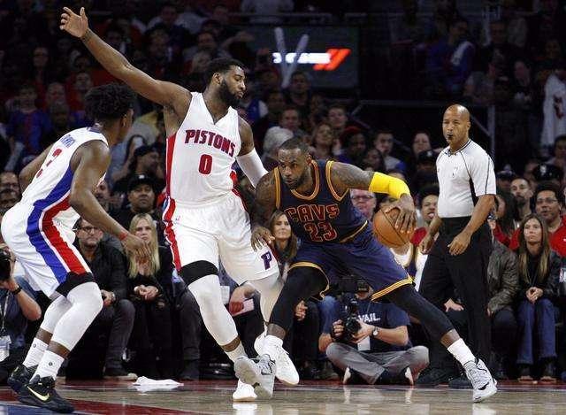 季后赛遭詹皇横扫:老鹰惨败 猛龙生心魔