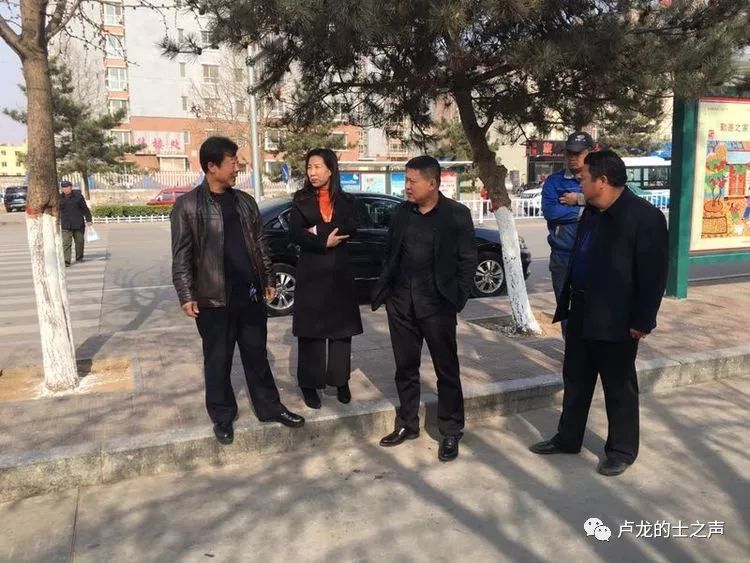 卢龙县有了出租车专用停车位,私家车不要随意