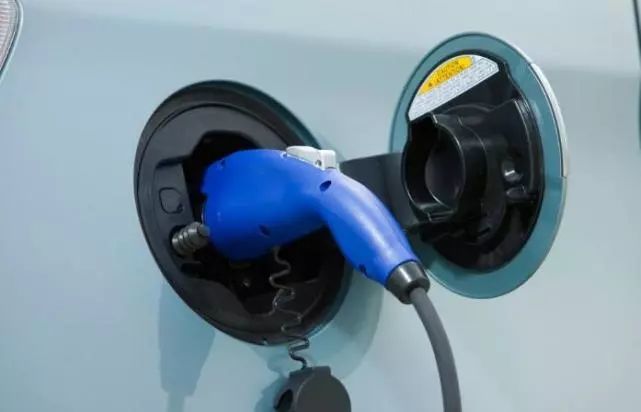 里巴巴研制出量子电路模拟器;微信公众号迎来