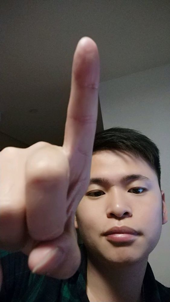 求大神帮我p出世界末日的视觉感