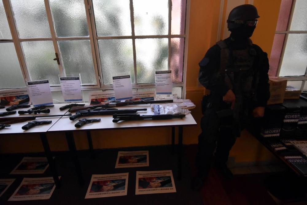 中国特警赴阿根廷捣毁最大华人黑帮_腾讯网触