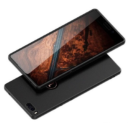 坚果R1集齐所有亮点:8GB内存+后置Logo指纹