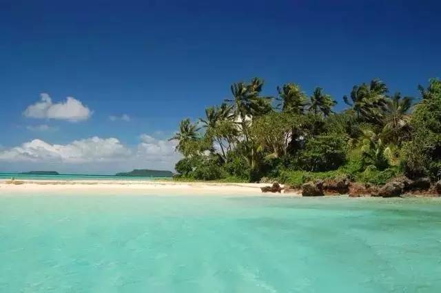 中国护照免签又添一国 这次最开心的是胖纸们