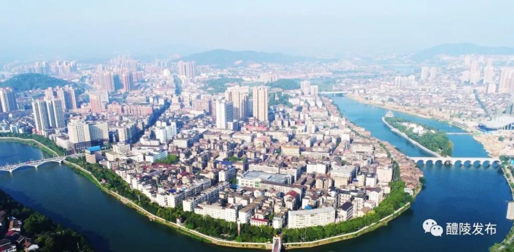 醴陵烟花爆竹博览会签约总金额达23.5亿元 23