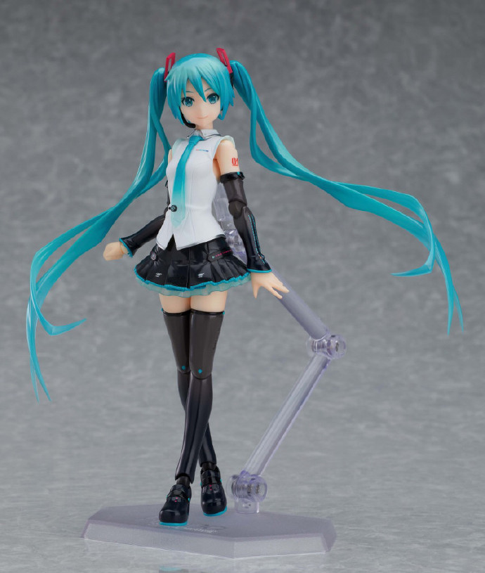 在家欣赏演唱会 初音未来新款可动手办开订
