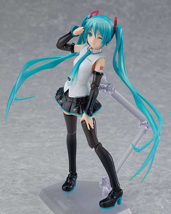 在家欣赏演唱会 初音未来新款可动手办开订