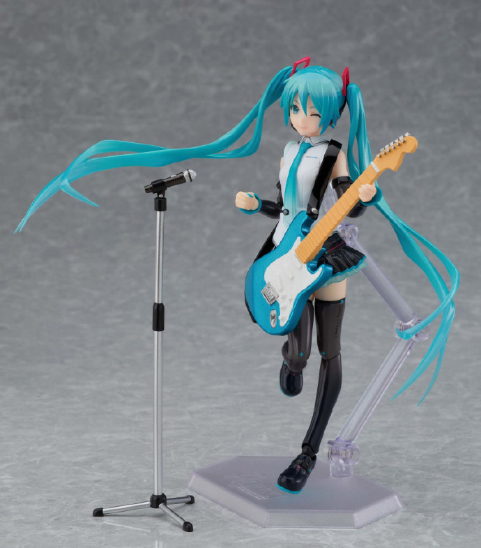 在家欣赏演唱会 初音未来新款可动手办开订