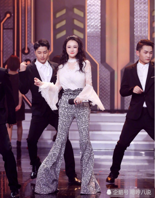 超人妈妈齐聚《天天向上》,邓莎揭秘富豪老公