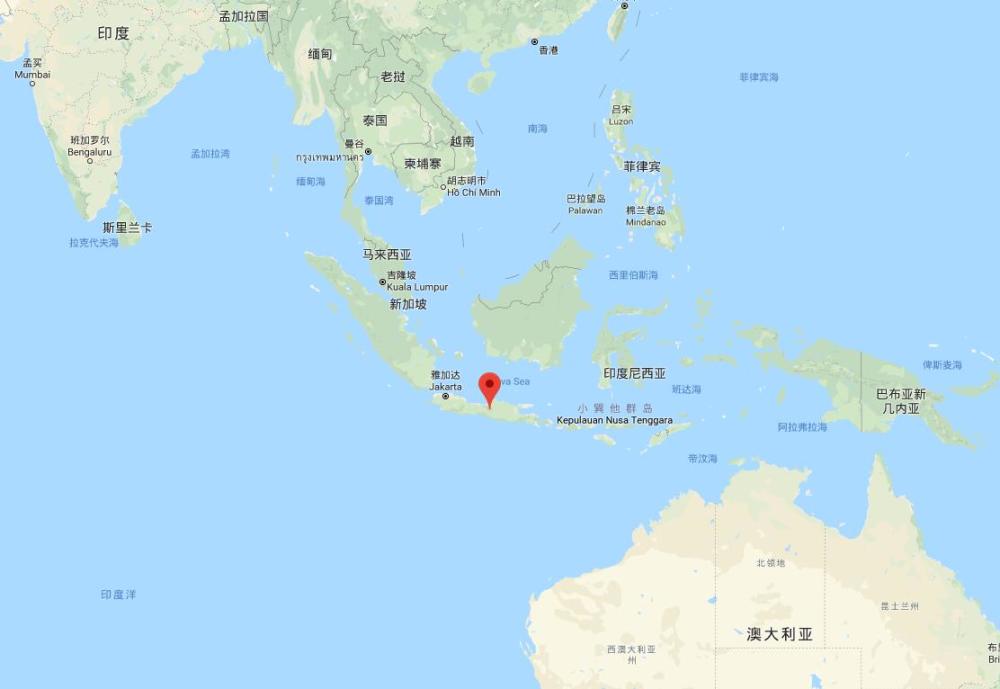 印尼爪哇岛火山喷发:烟雾高达5公里,暂无伤亡报告