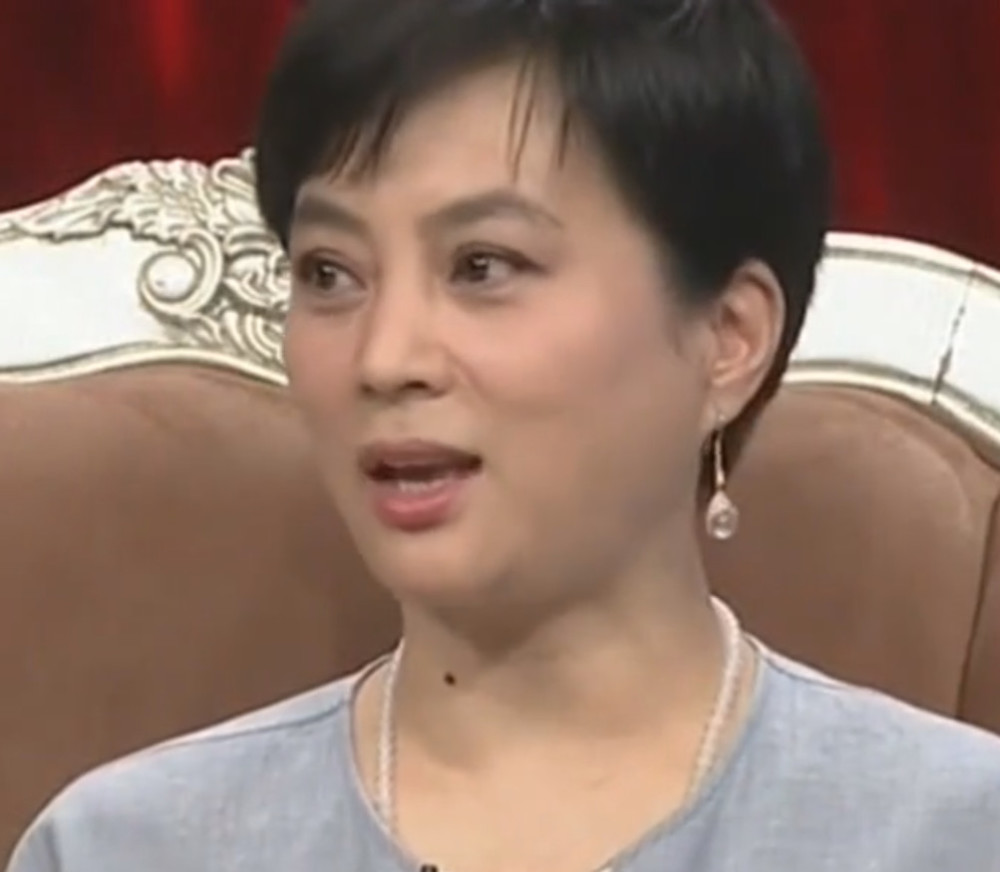 李玲玉首谈与"前夫"离婚原因:以前太自私,伤害了很多人!