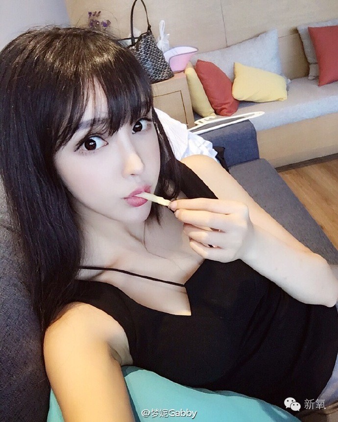 整成Angelababy的网红们，简直傻傻分不清