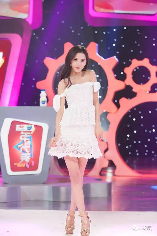 整成Angelababy的网红们，简直傻傻分不清