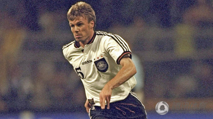 德国十大后卫拉姆领衔 布雷默福格茨科勒在列