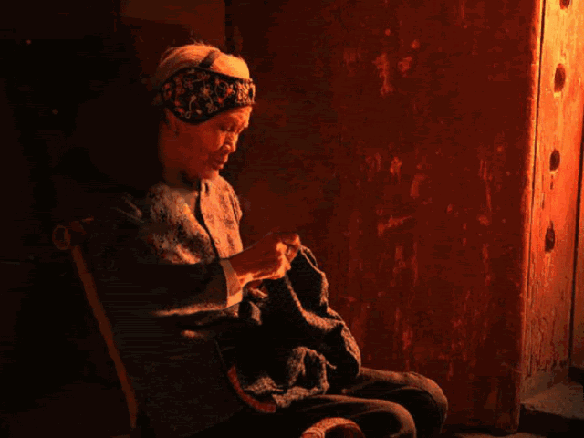 怀念如歌忆母亲