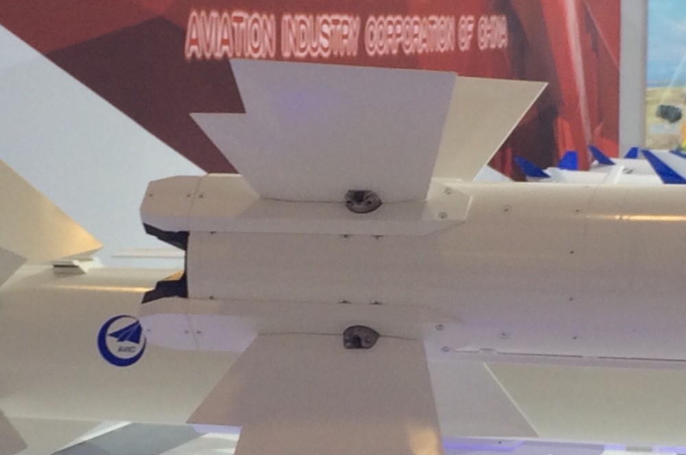 中国奋起直追跻身世界七大热成像空空导弹阵营