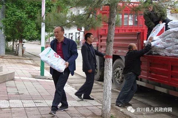 润盐镇人口_人口普查(2)