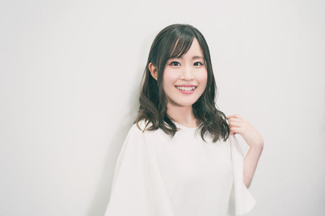 看歌词就哭了！铃木实里谈《蓝海少女》主题曲