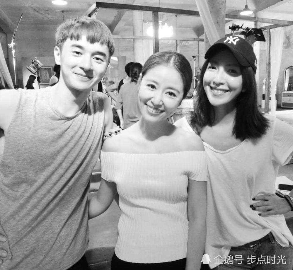 42岁林心如晒素颜卖萌照,少女味十足越活越年轻