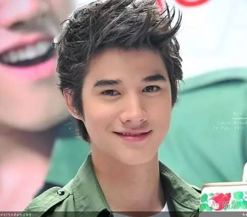 《初恋那件小事》小水整成了女神,阿亮学长却