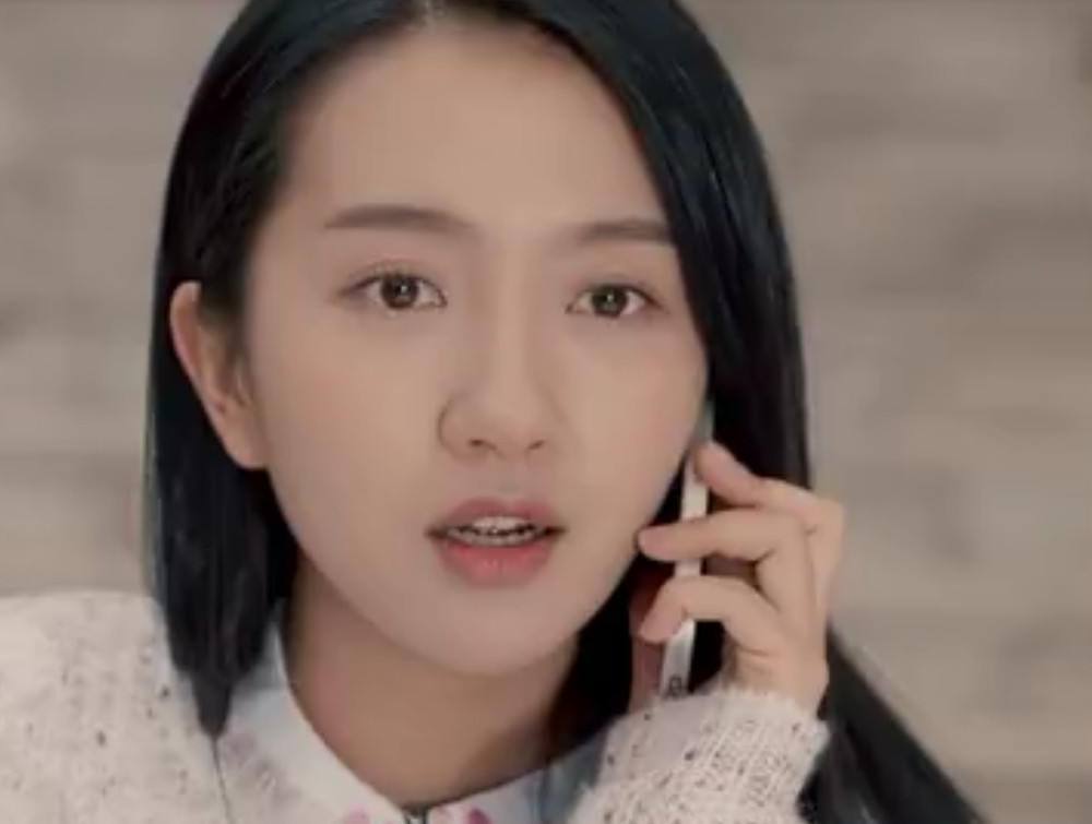 《归来去》已经开播了,学校里的唐嫣居然是她