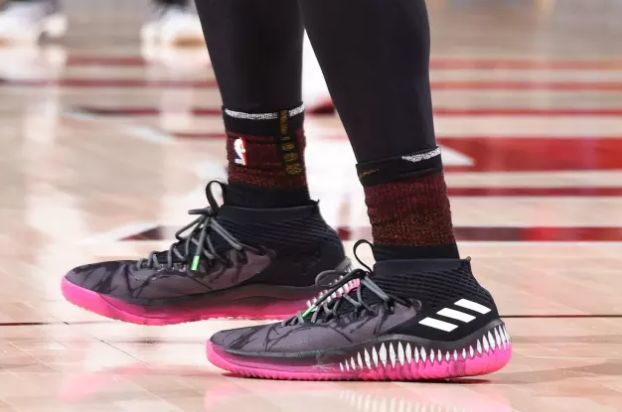 dame 4 venom