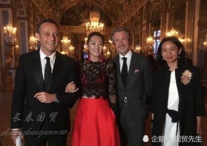 54岁巩俐近照曝光，穿透视装出席晚宴，红色内衣抢镜（组图） - 6