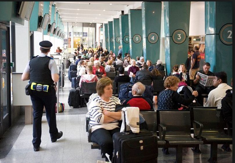 反转!中国女留学生遭英国内政部突袭要遣返,今