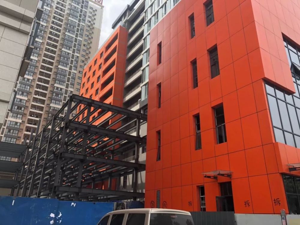 公然违建,陕西建工下属企业益兴建设违规盖楼